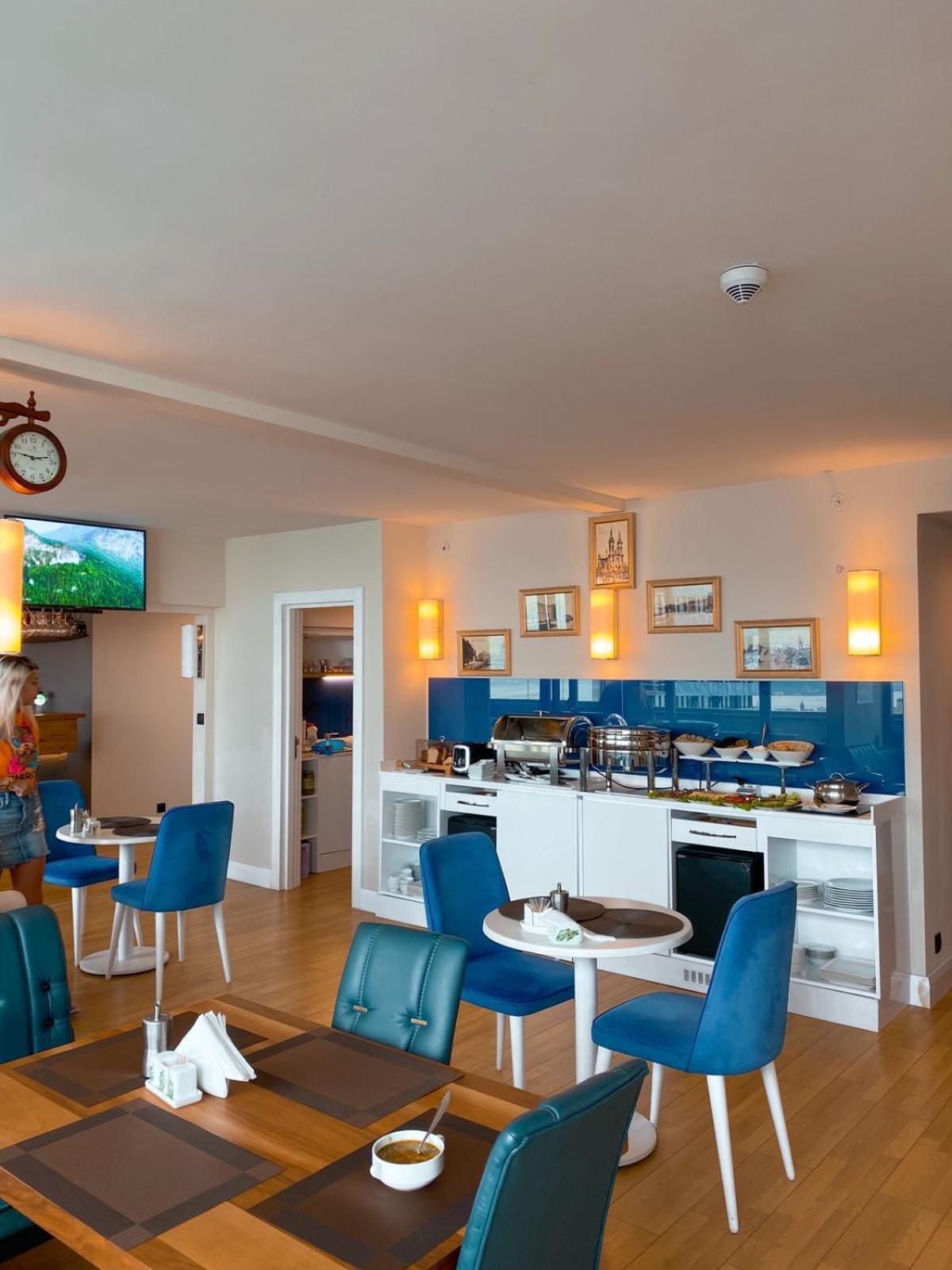 Orbi City Hotel With Sea View Batumi Kültér fotó