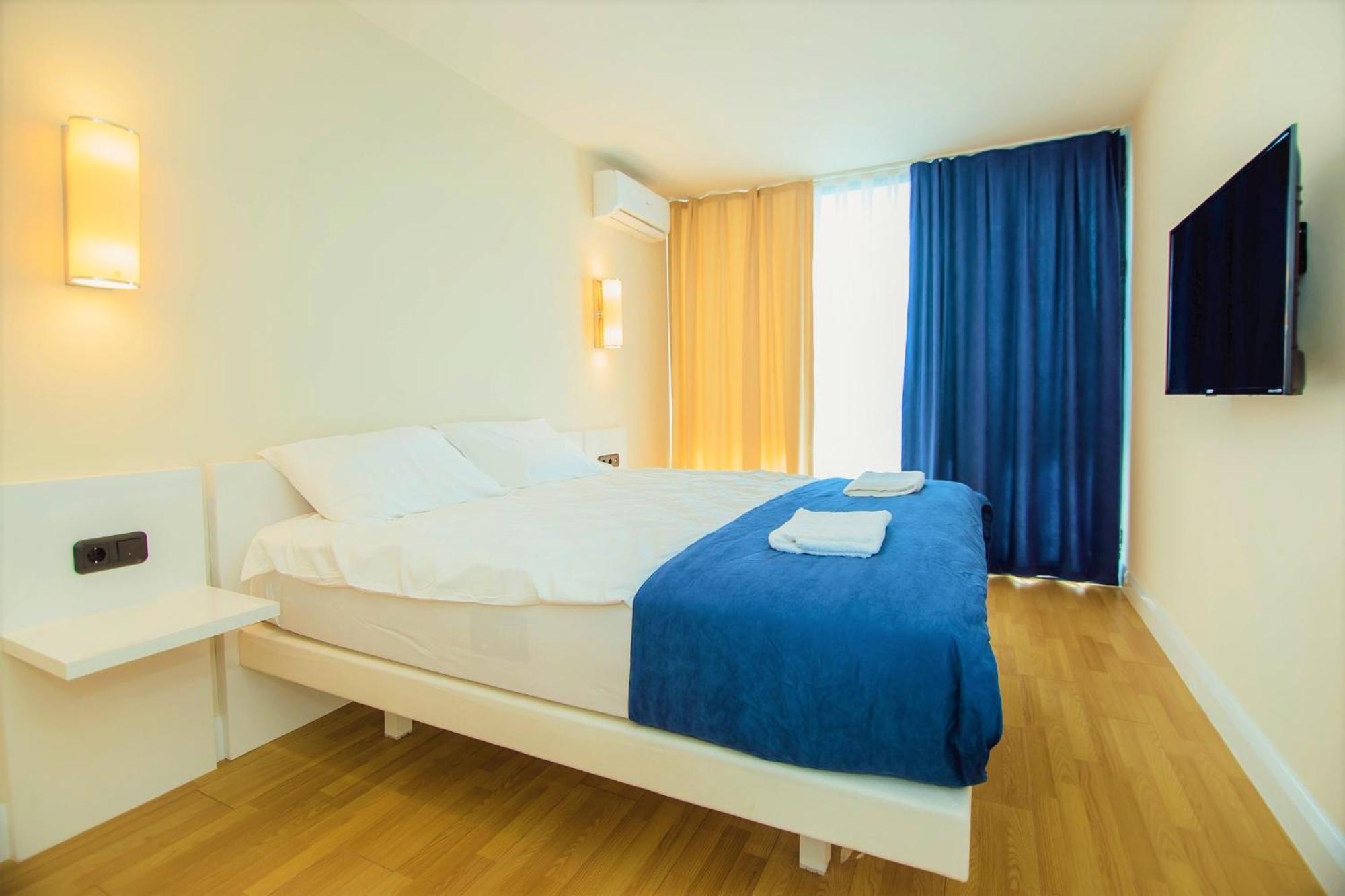 Orbi City Hotel With Sea View Batumi Kültér fotó